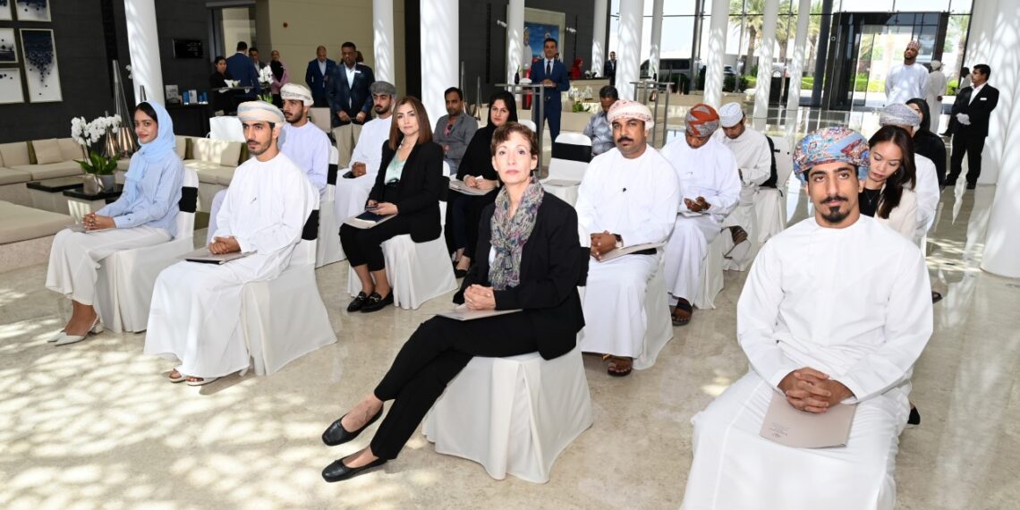 جمعية الأطفال ذوي الإعاقة وفندق كمبينسكي مسقط يوقعان مذكرة تفاهم 1 جمعية الأطفال ذوي الإعاقة وفندق كمبينسكي مسقط يوقعان مذكرة تفاهم