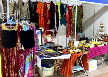 افتتاح معرض “حِرف عُمان” بقرية سمهرم السياحية بصلالة