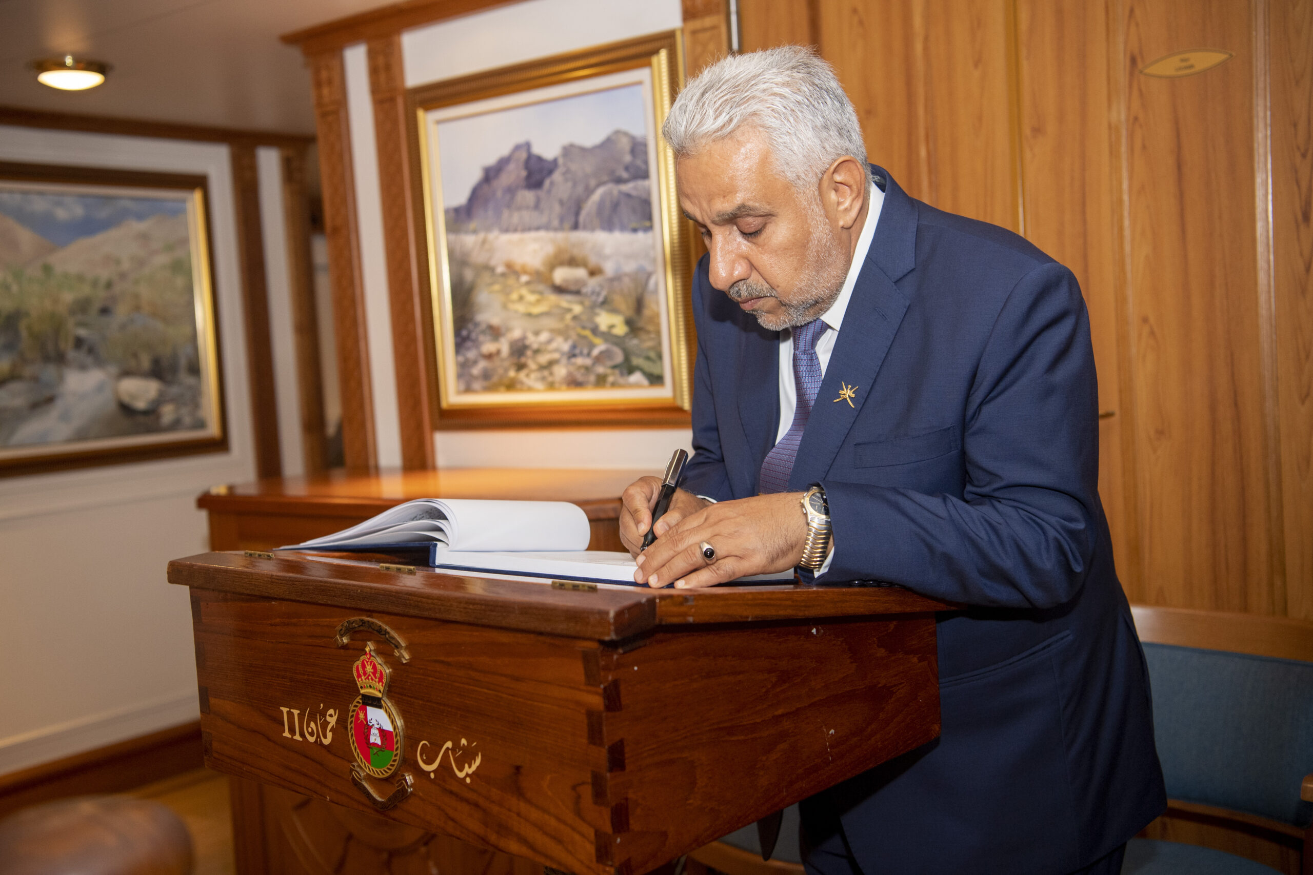 سفينة “شباب عُمان الثانية” تصل ميناء مدينة أنتويرب في مملكة بلجيكا 3 62d98a282607c scaled