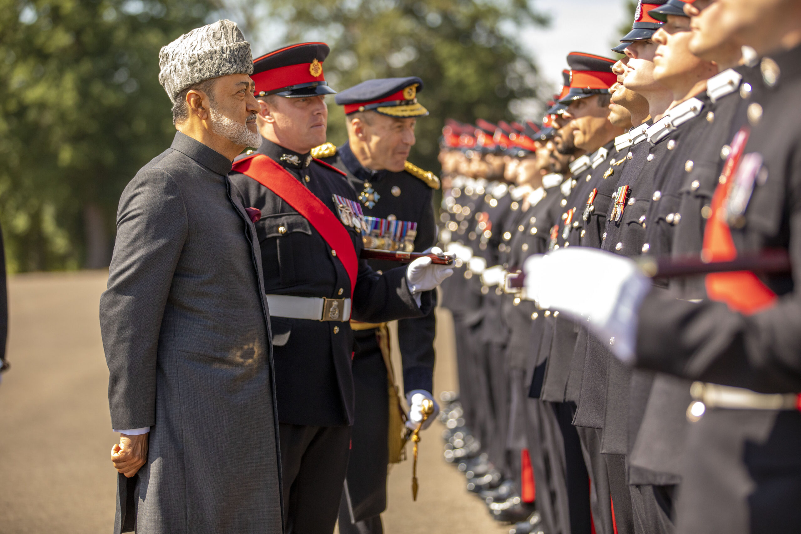 جلالةُ السُّلطان يشمل برعايته السامية الكريمة حفل تخريج ضُبّاط أكاديمية ساندهيرست 6 62dc4c80a78c8 scaled