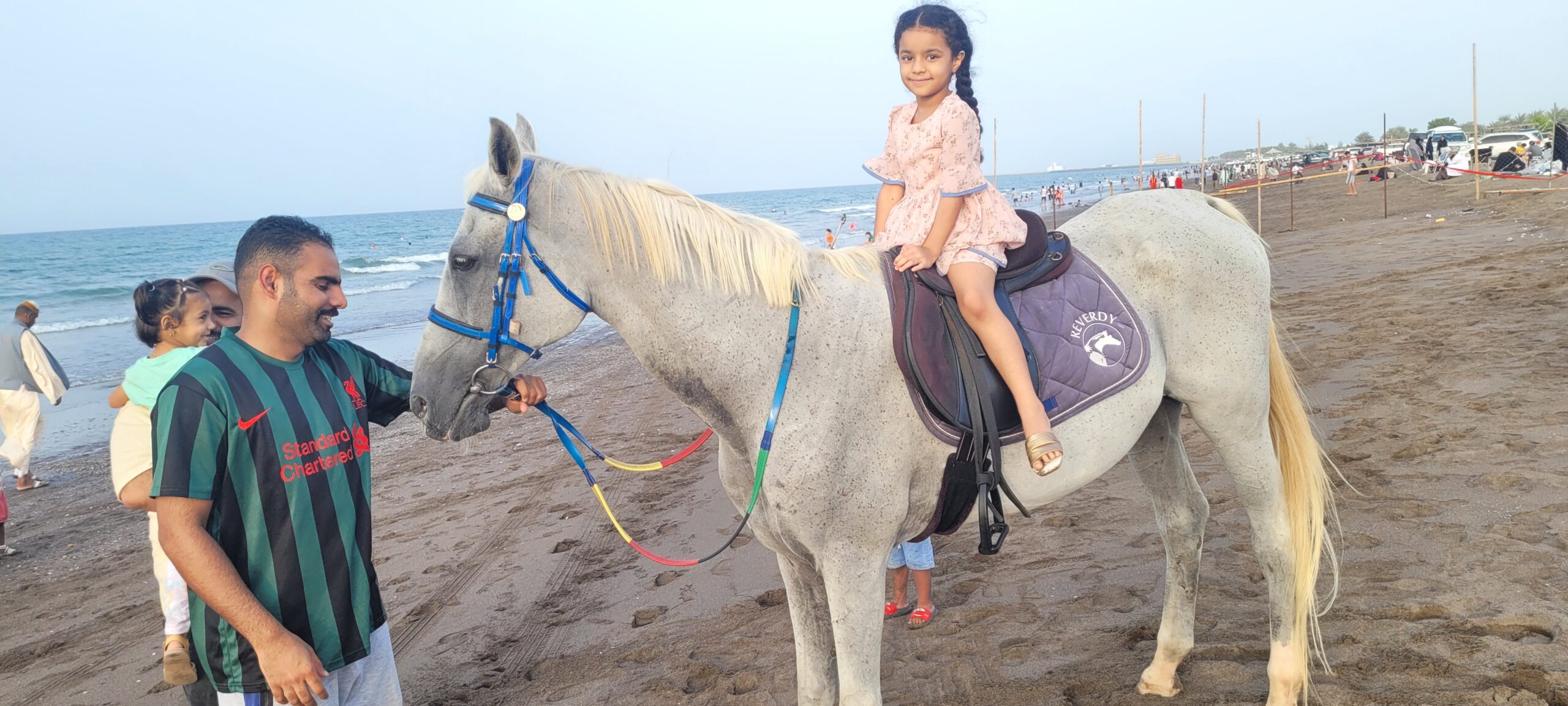 انطلاق مهرجان الشاطئ الصيفي بولاية السيب