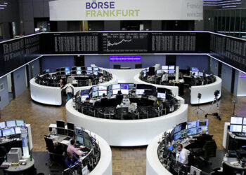 الأسهم الأوروبية تتراجع وسط مخاوف حيال إمدادات الطاقة