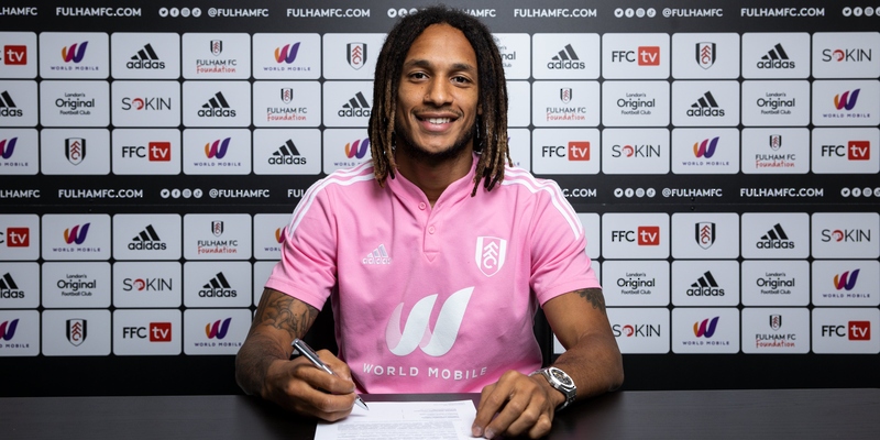 فولهام يتعاقد مع مبابو مدافع فولفسبورج