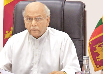 دينيش غوناواردينا يؤدي اليمين الدستورية رئيسًا للوزراء في سريلانكا