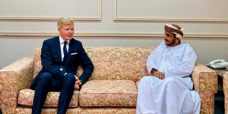 وكيل وزارة الخارجية للشؤون الدبلوماسية يستقبل المبعوث الخاص للأمين العام للأمم المتحدة لليمن