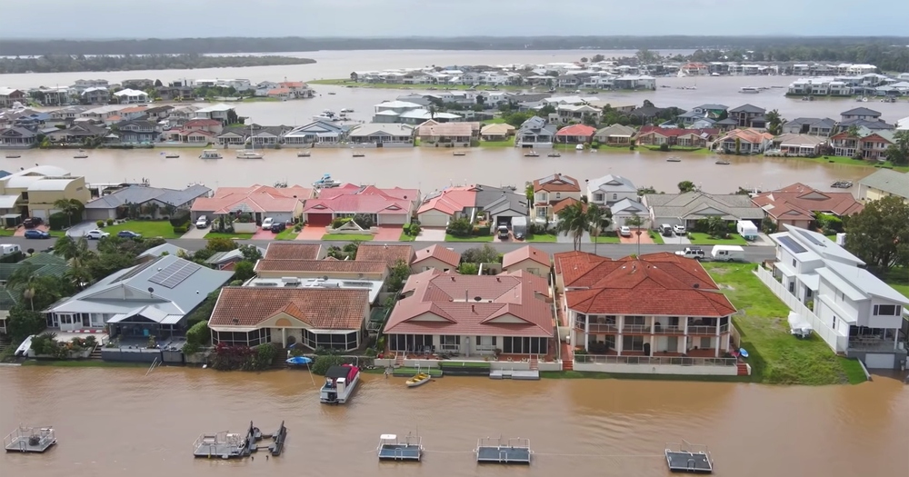 فيضانات أستراليا تشتد والسلطات تجلي آلافا آخرين من سكان سيدني