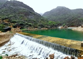 سد وادي كاع بمحافظة ظفار