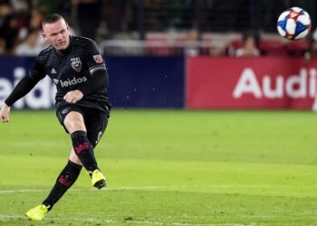 الإنجليزي وين روني سيتولى تدريب نادي دي سي يونايتد الأمريكي