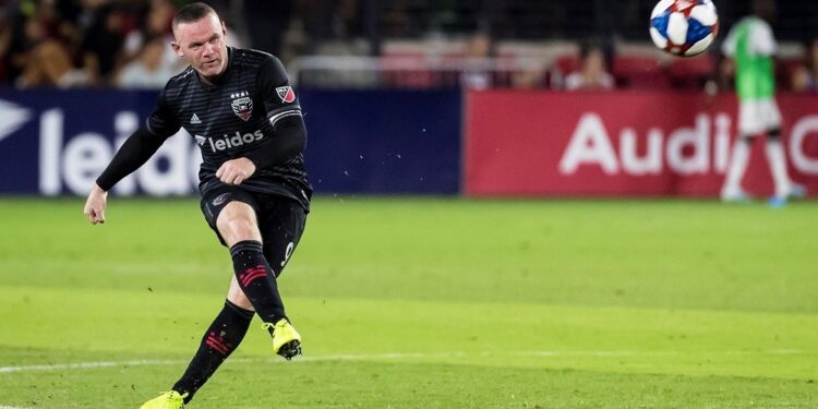 الإنجليزي وين روني سيتولى تدريب نادي دي سي يونايتد الأمريكي