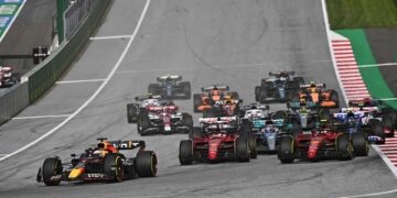 فيرستابن يفوز بسباق السرعة في جائزة النمسا الكبرى لينطلق يوم الأحد من المركز الأول