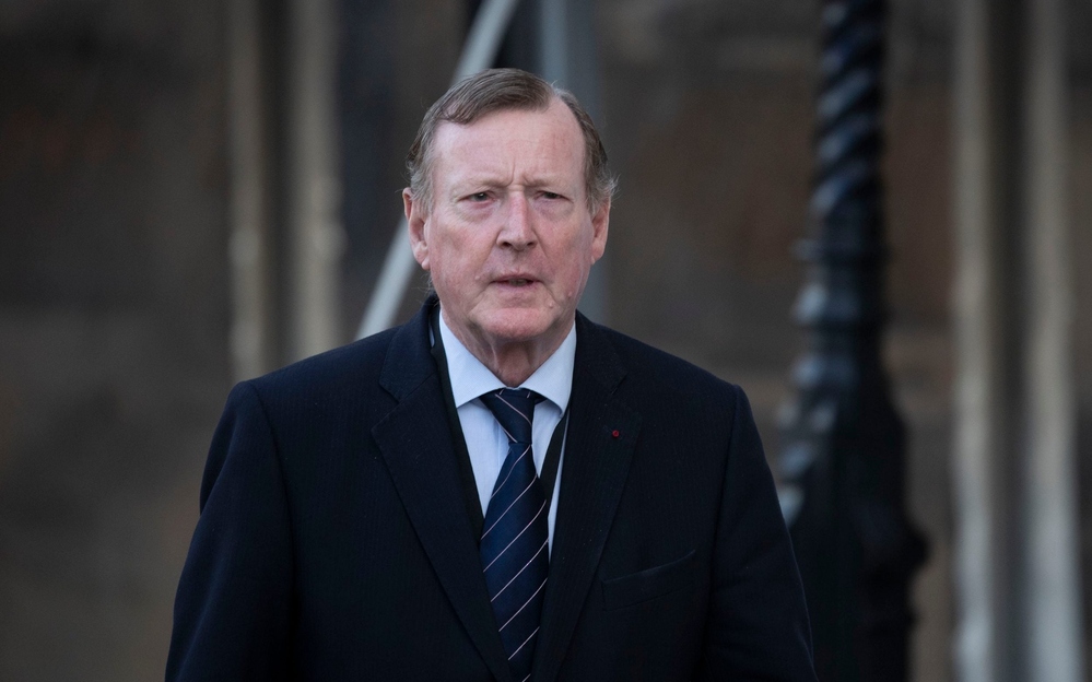 وفاة ديفيد تريمبل رئيس وزراء أيرلندا الشمالية السابق