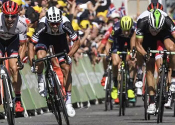 الدرّاج الفرنسي لابورت يفوز بالمرحلة الـ19 من سباق فرنسا