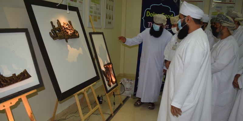 أوقاف الظاهرة تقيم معرض “جسور” للتعريف بالجانب الثقافي الإسلامي العُماني