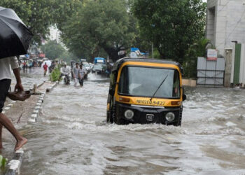 مصرع 529 شخصًا بسبب الأمطار الغزيرة في الهند