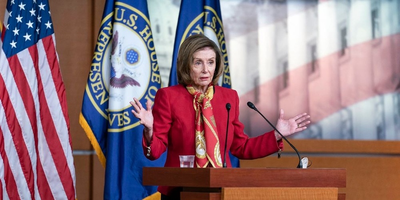 رئيسة مجلس النواب الأمريكي بيلوسي تبدأ زيارة لآسيا