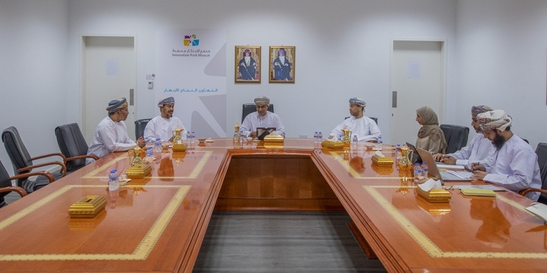 اللجنة التوجيهية لمشروع قانون البحث العلمي تناقش متطلبات المرحلة الثانية