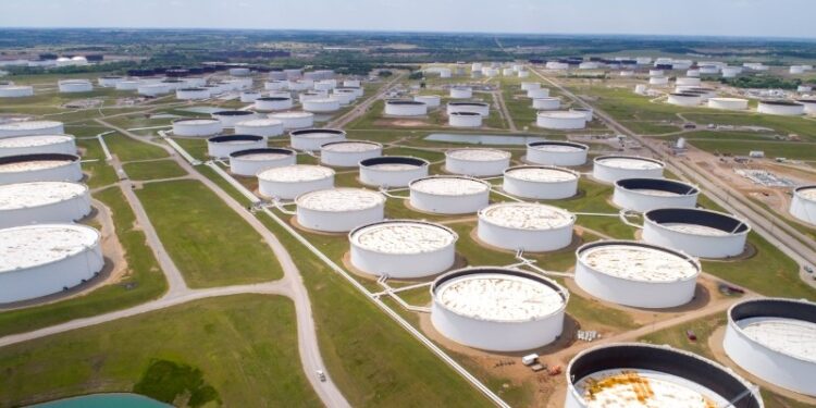 هبوط مخزونات النفط الخام ومشتقاته في أوروبا 9% في يونيو الماضي 1 هبوط مخزونات النفط الخام ومشتقاته في أوروبا 9% في يونيو الماضي