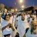 بعد الوقوف بعرفات الحجاج ينفرون إلى مزدلفة 8 بعد الوقوف بعرفات الحجاج ينفرون إلى مزدلفة