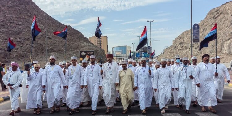 بعثة الحج العسكرية تؤدي المناسك 1 بعثة الحج العسكرية تؤدي المناسك