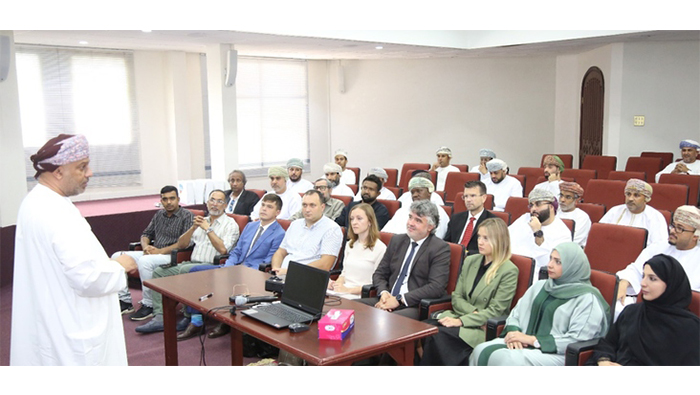 Oman, Russia explore ways to boost investment opportunities