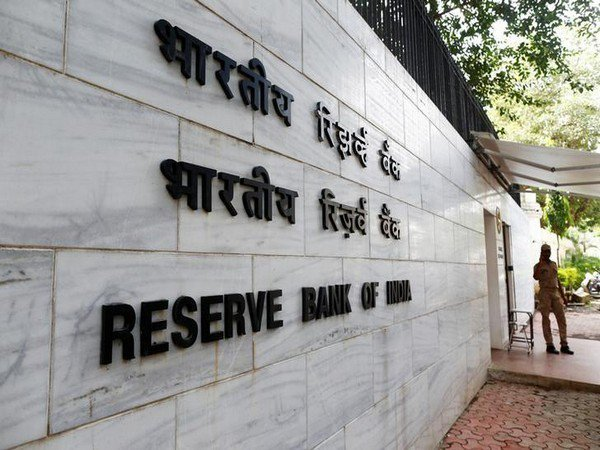 RBI lifts curb on American Express, allows onboarding new customers