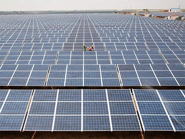 Solar power opens the door to banking for rural Indians