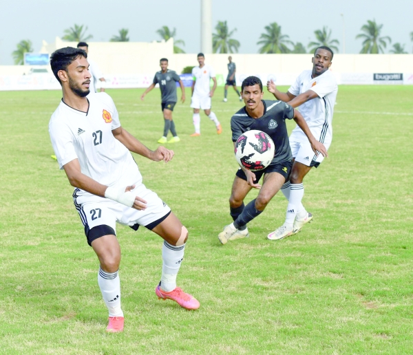 Royal Guard Of Oman lifts the Sultan's AFF league title