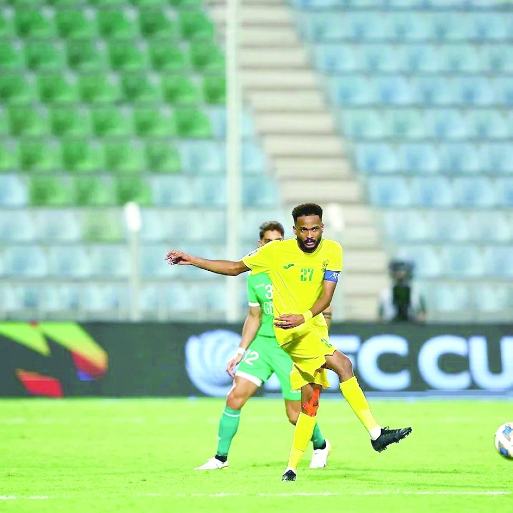 الآسيوي لكرة القدم يشيد بعيد الفارسي