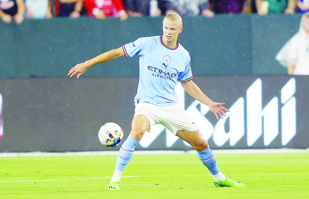 هالاند يسعى لتحسين أدائه في غضون عشرة أعوام