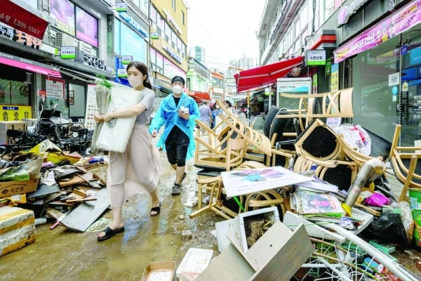 Torrential rain, flooding in Seoul kills seven