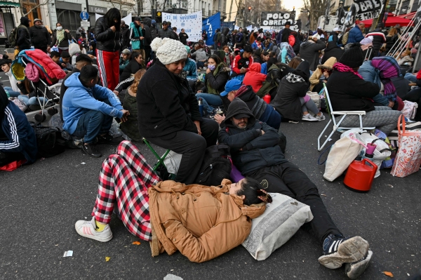 Global youth unemployment to slip to 73 million