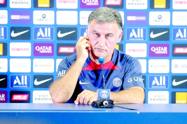 PSG coach eyes another forward signing with Icardi free to leave 1 PSG coach eyes another forward signing with Icardi free to leave