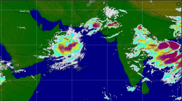 Deep depression moving towards Pakistan, rains likely in parts of Oman 1 Deep depression moving towards Pakistan, rains likely in parts of Oman