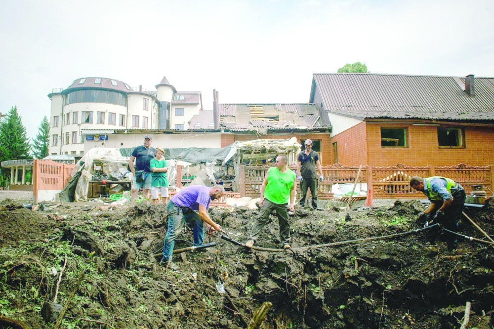 موسكو تحذر واشنطن من المساس بالاصولها..والبنتاجون ينفي استخدام اسلحته في هجمات القرم