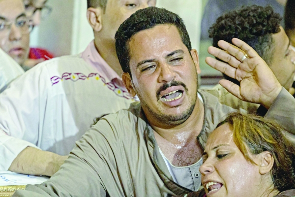 Egyptians mourn those killed in Cairo church fire