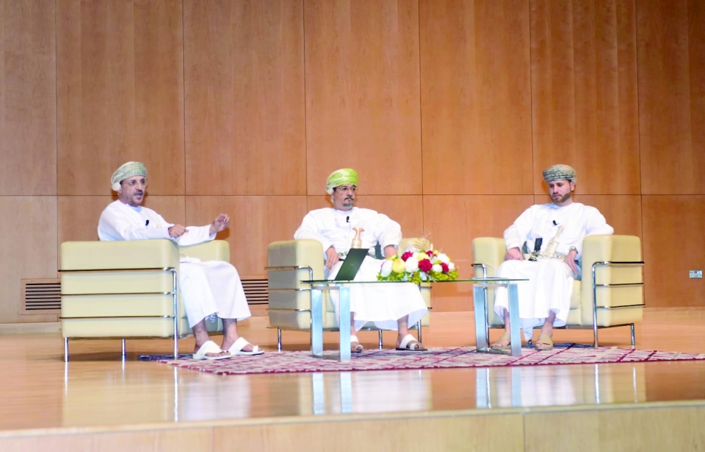 مناقشة تحديات أصحاب المؤسسات الصغيرة والمتوسطة بظفار