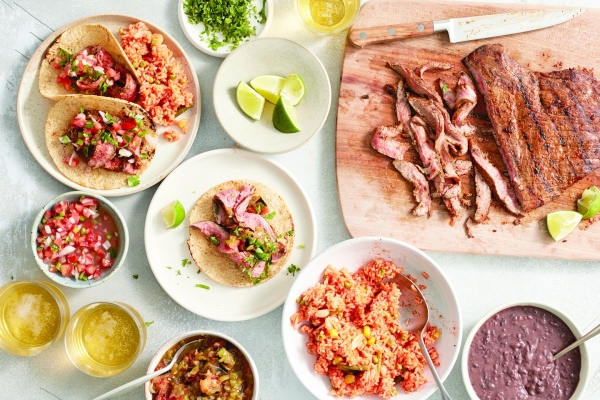 The Best End-of-Summer Party Starts With Tacos