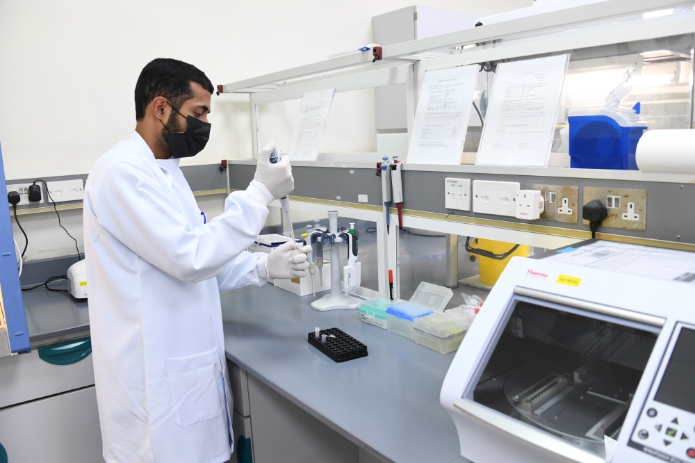 فحص 30 ألف عينة لـ «كوفيد» و420 لحمى الضنك