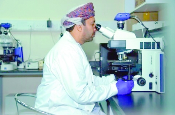 Nizwa University develops therapy for Candida Auris
