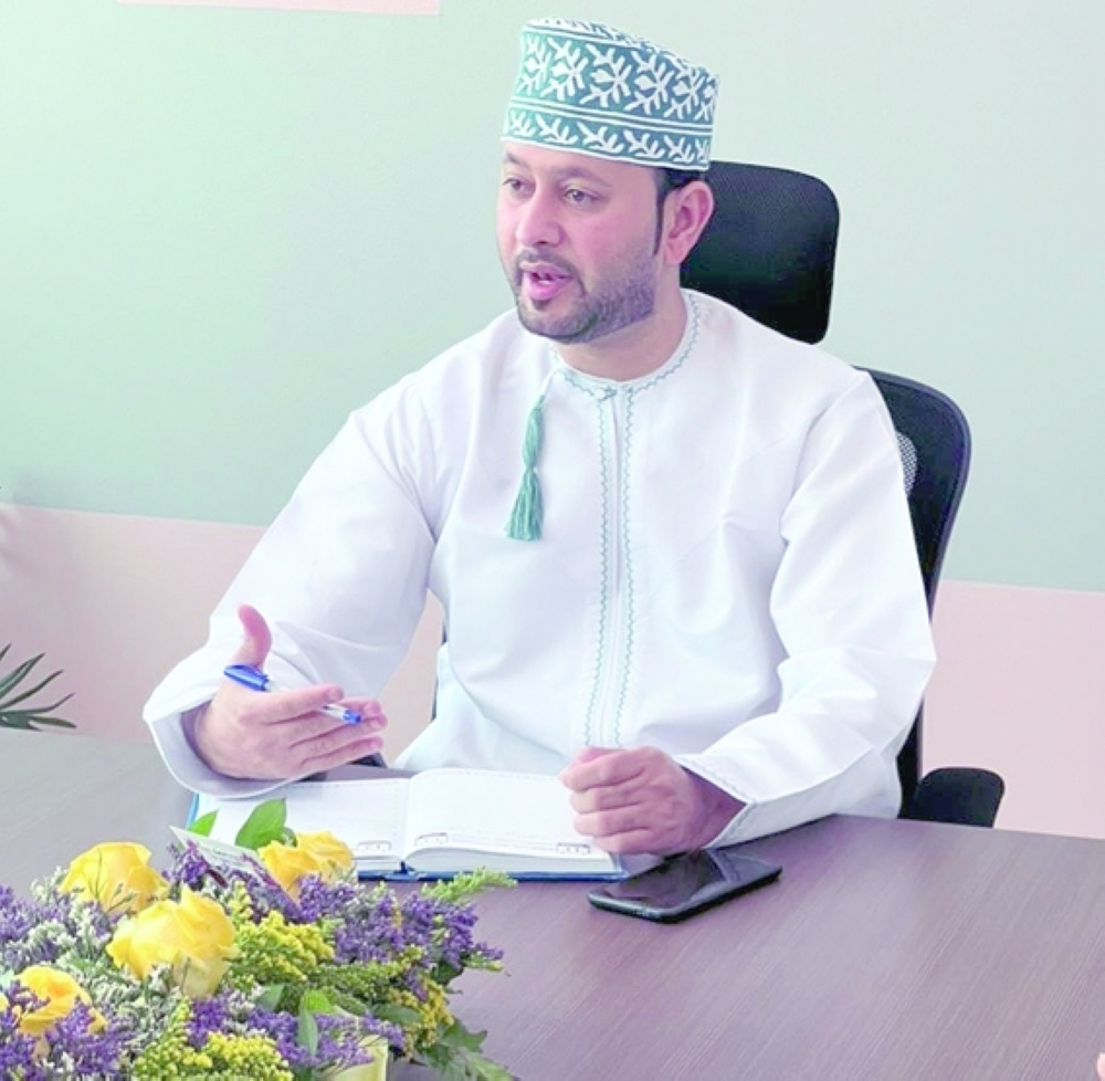 نجيب الحديدي: تغلبت على التحديات بالتسويق والترويج المستمر لخدمات شركتي