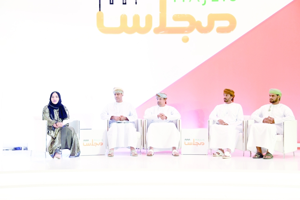 مناقشة الفرص السياحية للمؤسسات الصغيرة والمتوسطة في ظفار