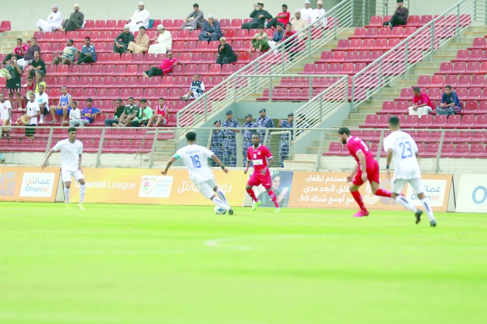 دوافع التعويض تؤطر مباراتي ختام الأسبوع الثاني لدوري عمانتل