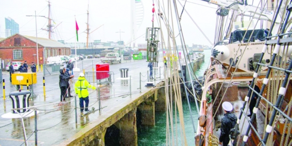 شباب عُمان الثانية تتجه نحو ميناء لاكورونيا الإسبانية