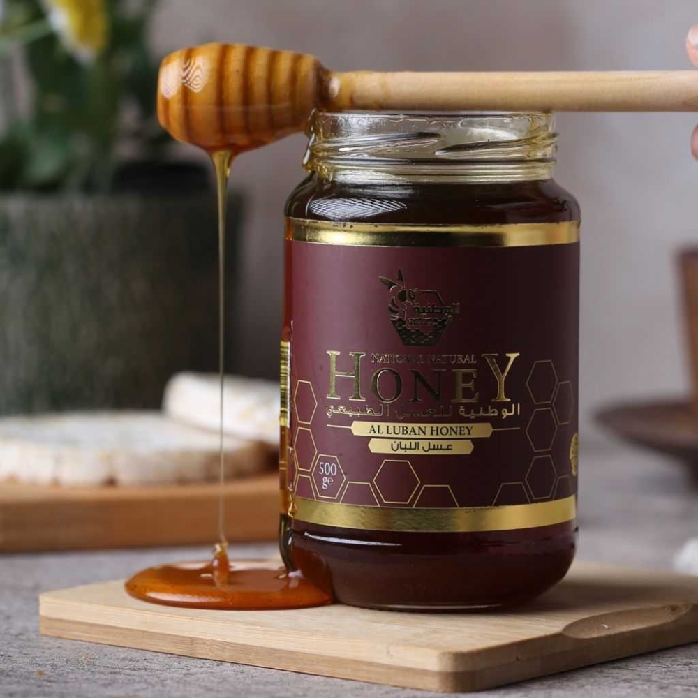 رائد أعمال عماني يحصد المركزين الثاني والثالث في مسابقة أفضل جودة عسل حول العالم