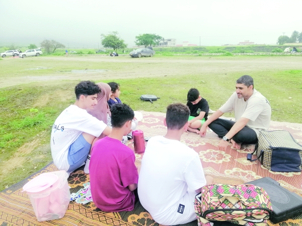 Families flock to Dhofar to enjoy Khareef