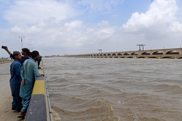 Pakistan's south braces for deluge from swollen rivers