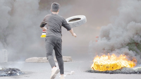 Two dead in Baghdad clashes