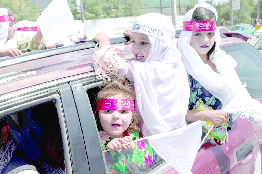 حكومة طالبان تدعو المجتمع الدولي “سياسة معقولة” من أجل الحوار
أفغانستان تحتفل ب”الحرية” بعد عام على انسحاب القوات الأمريكية