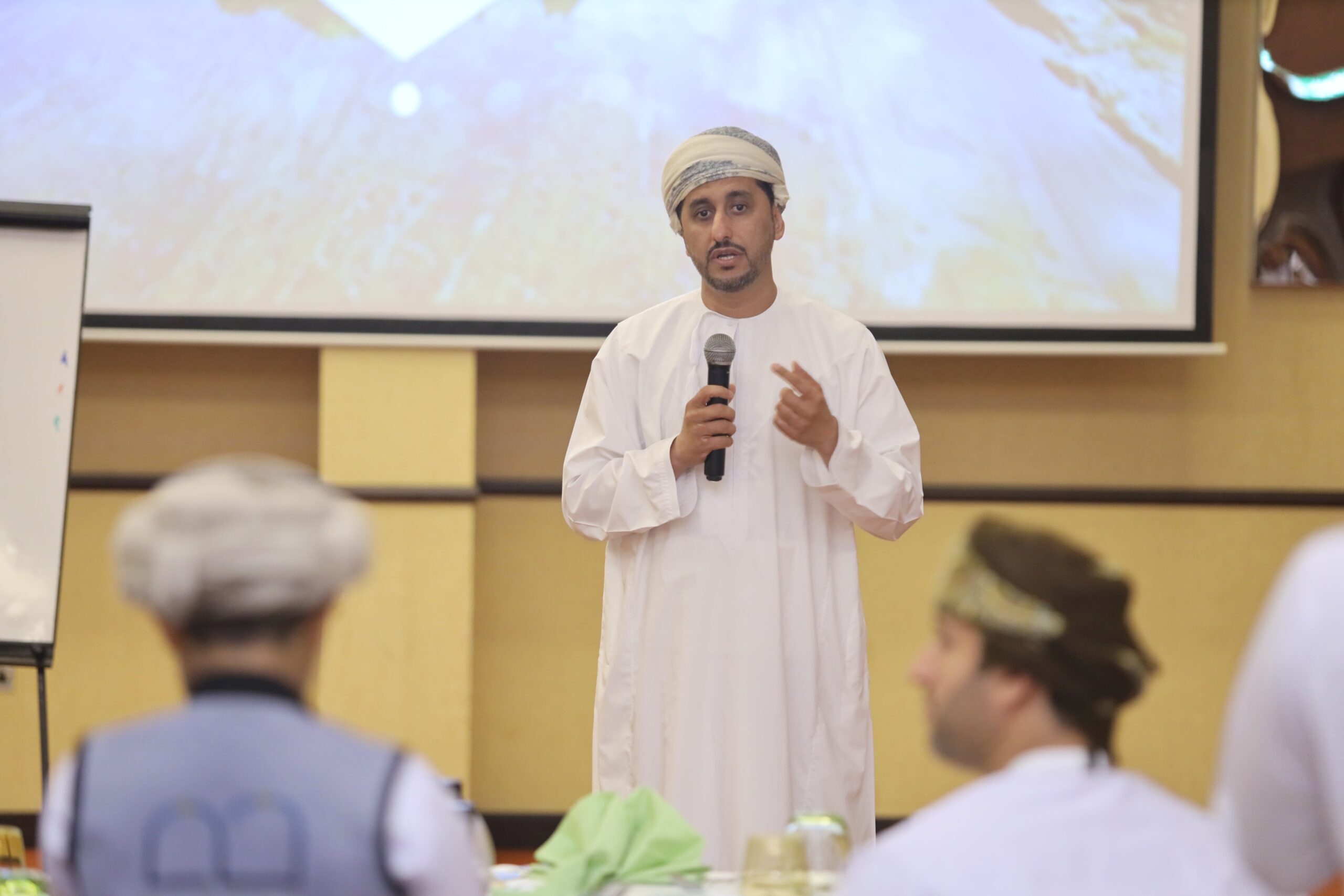 لقاء حول صناعة ملامح العمل الإعلامي بمحافظة شمال الباطنة