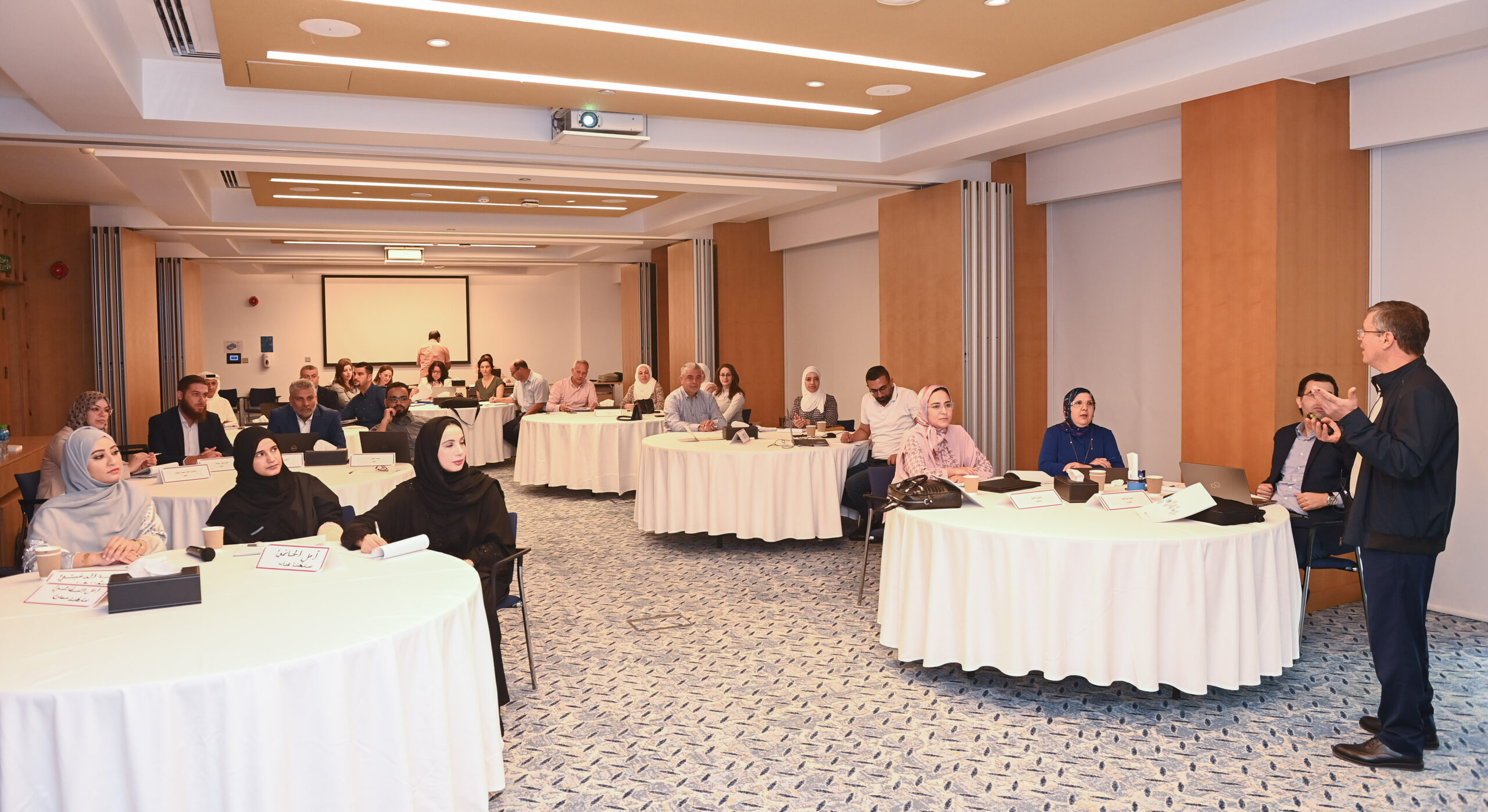 ‏اختتام أعمال الحلقة الإقليمية حول الإدارة الاستراتيجية